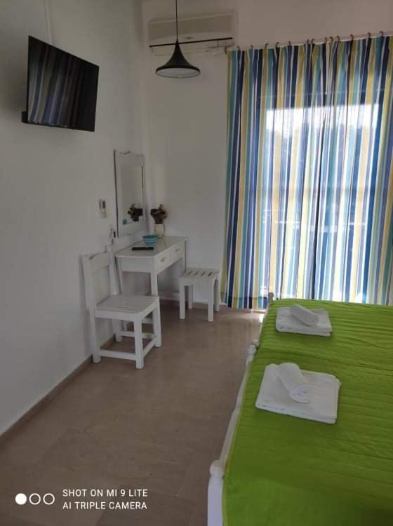 Lina Studios Mesongi Bagian luar foto